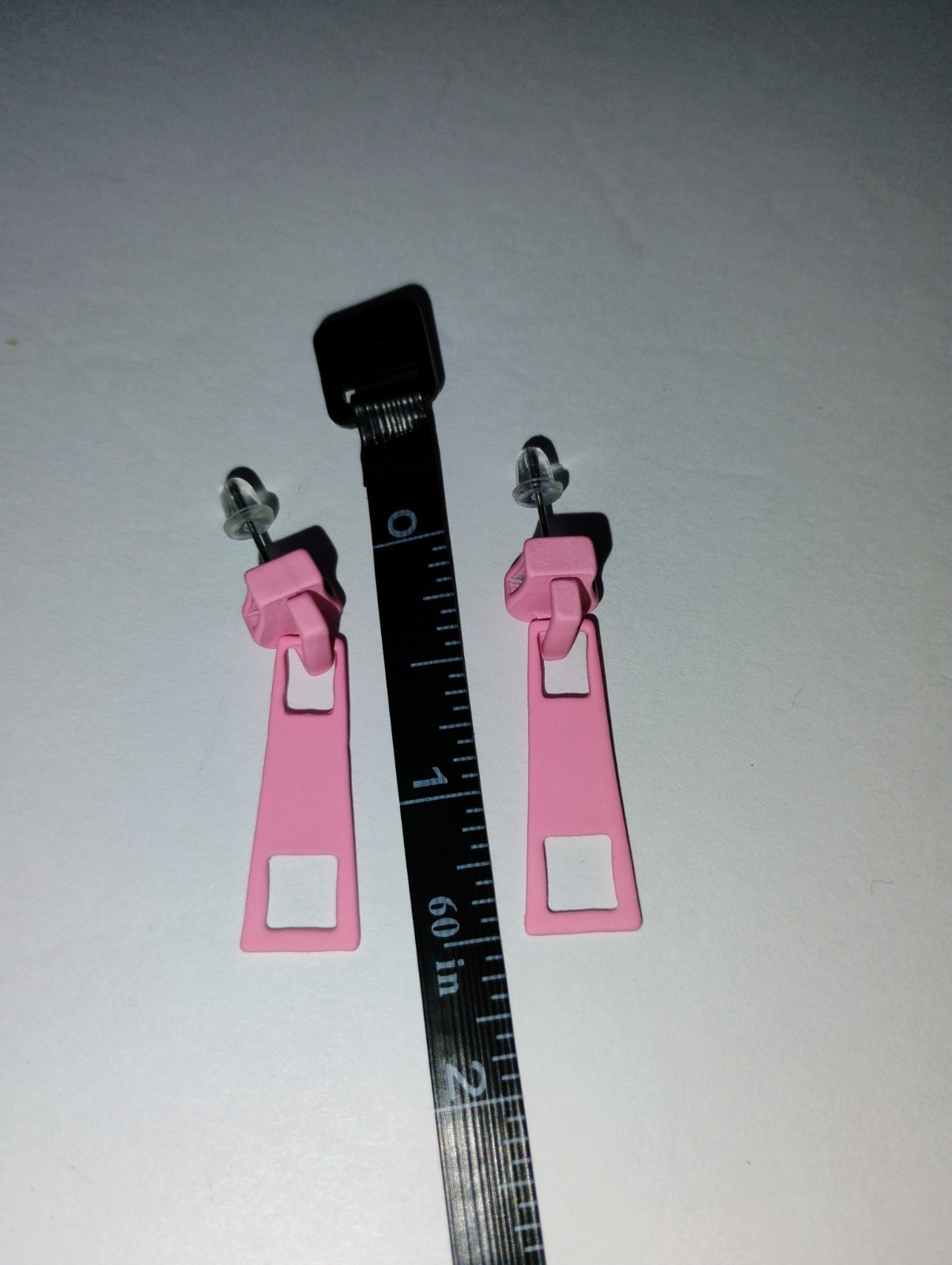 Pink Fashion Creative Zipper Lock Design Earrings.