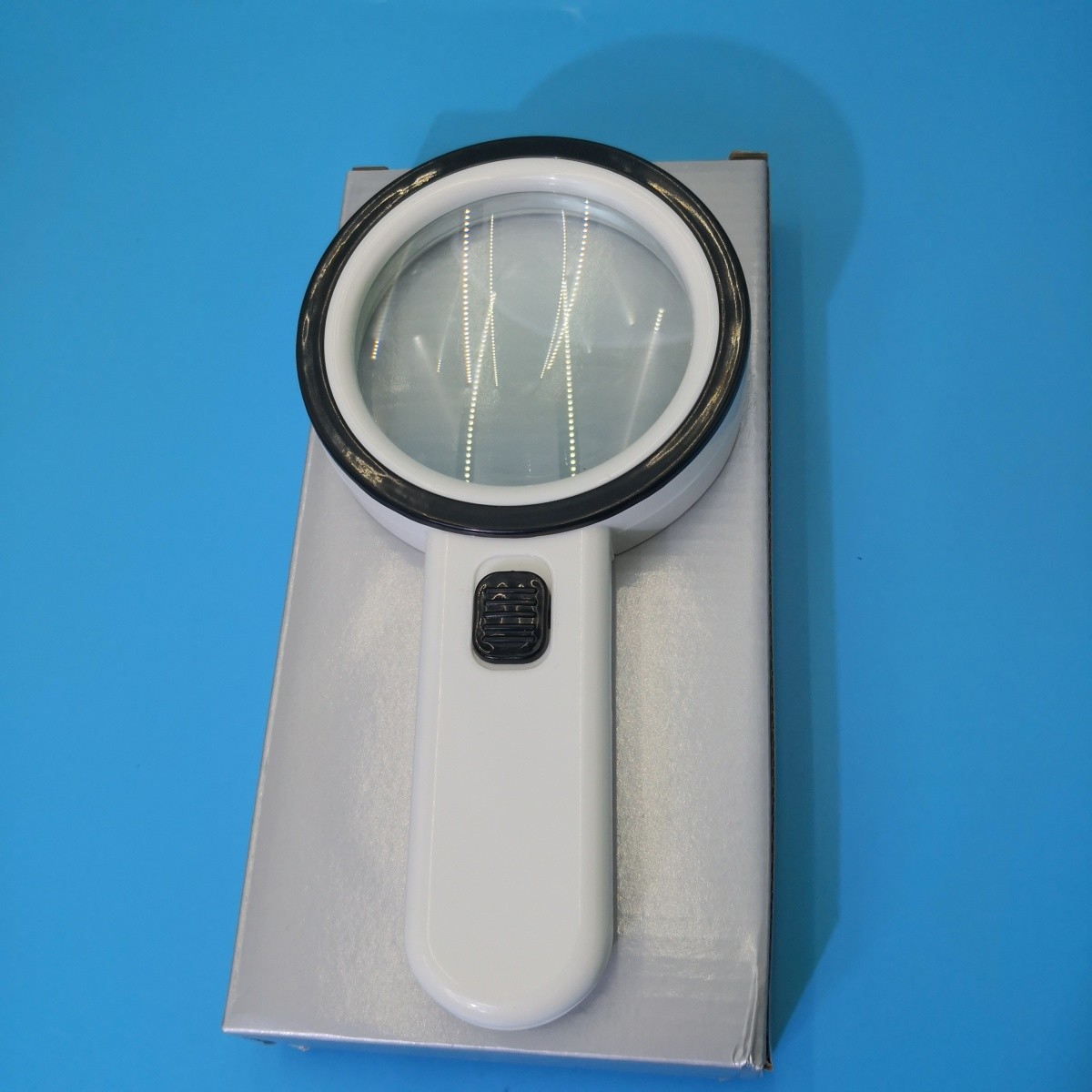 30X Jumbo Handheld Magnifying Glass w/ 12 Bright LED Light Magnifier Illuminated