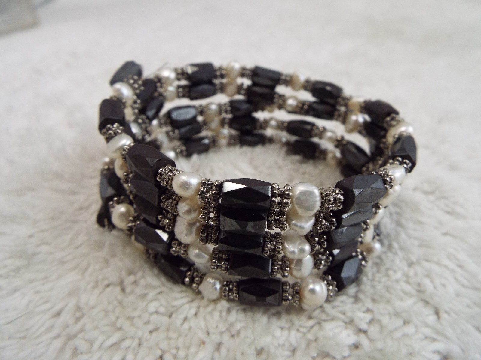 Genuine Pearl & Hematite Bead Magnetic Wrap Bead Bracelet (B24)