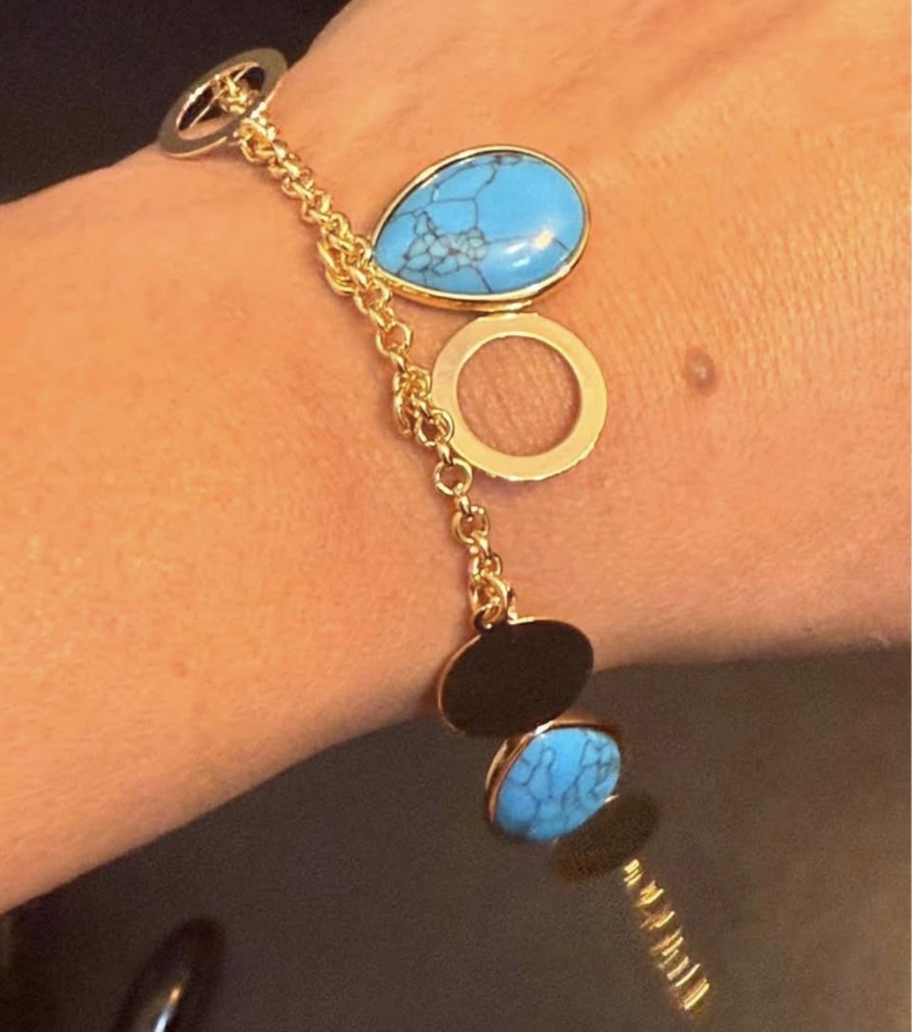 None tarnish Blue Turquoise Teardrop Necklace Bracelet & Dangle Earrings Set