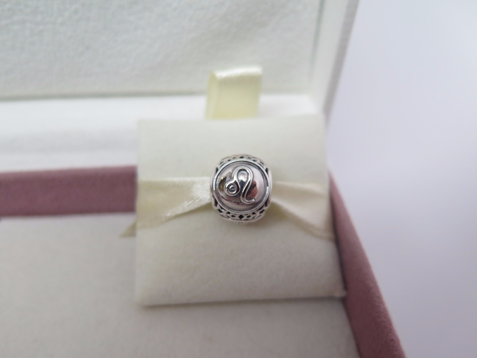 New NO BOX Pandora Sterling Silver Leo Lion Zodiac Birthday Charm #791940