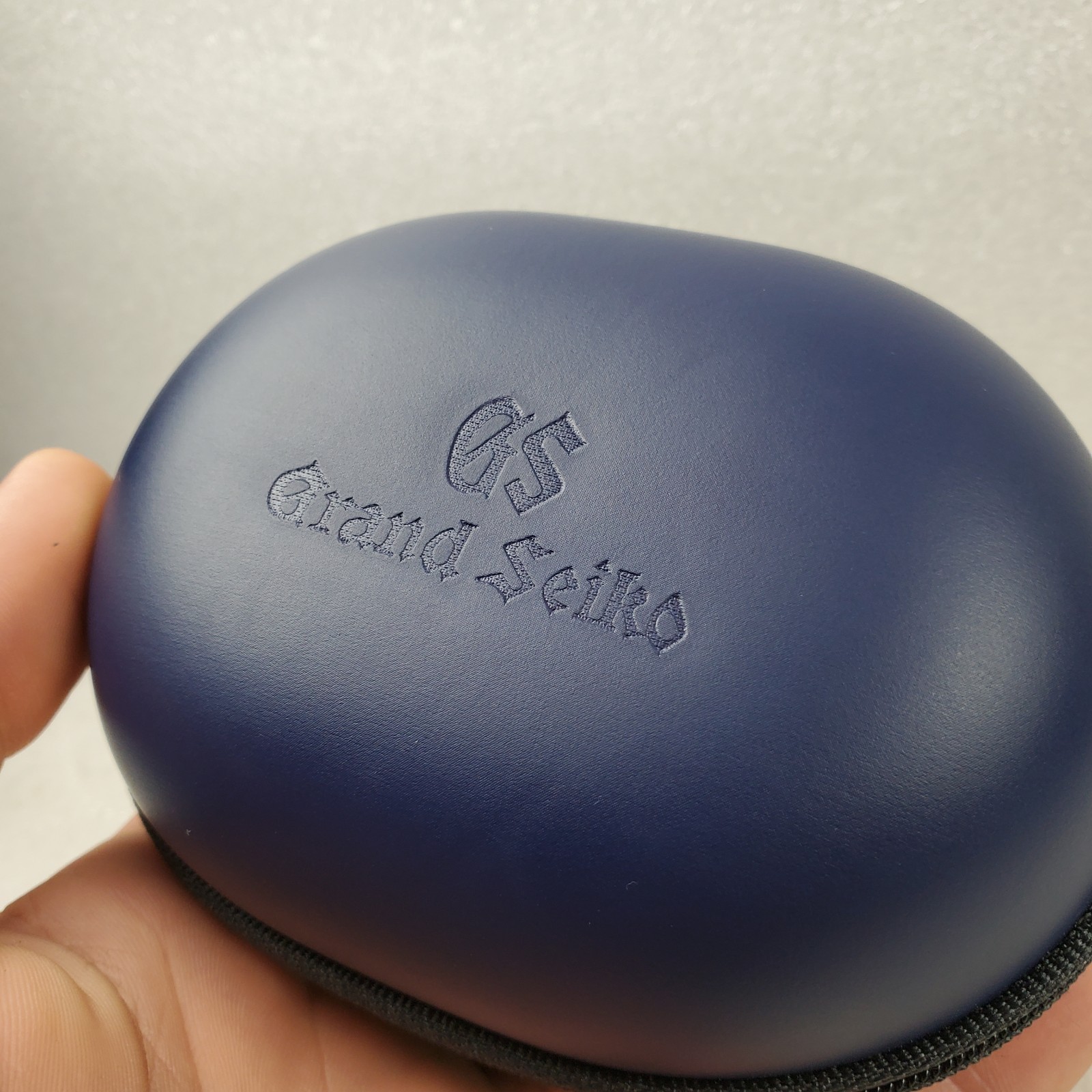 ELEGANT ZIPPER DARK BLUE WATCH POUCH FOR GRAND SEIKO, SEIKO, ETC….