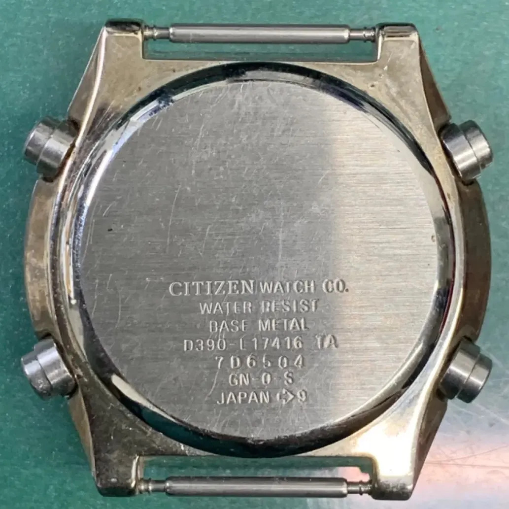 R6-3308 Used Citizen D390
