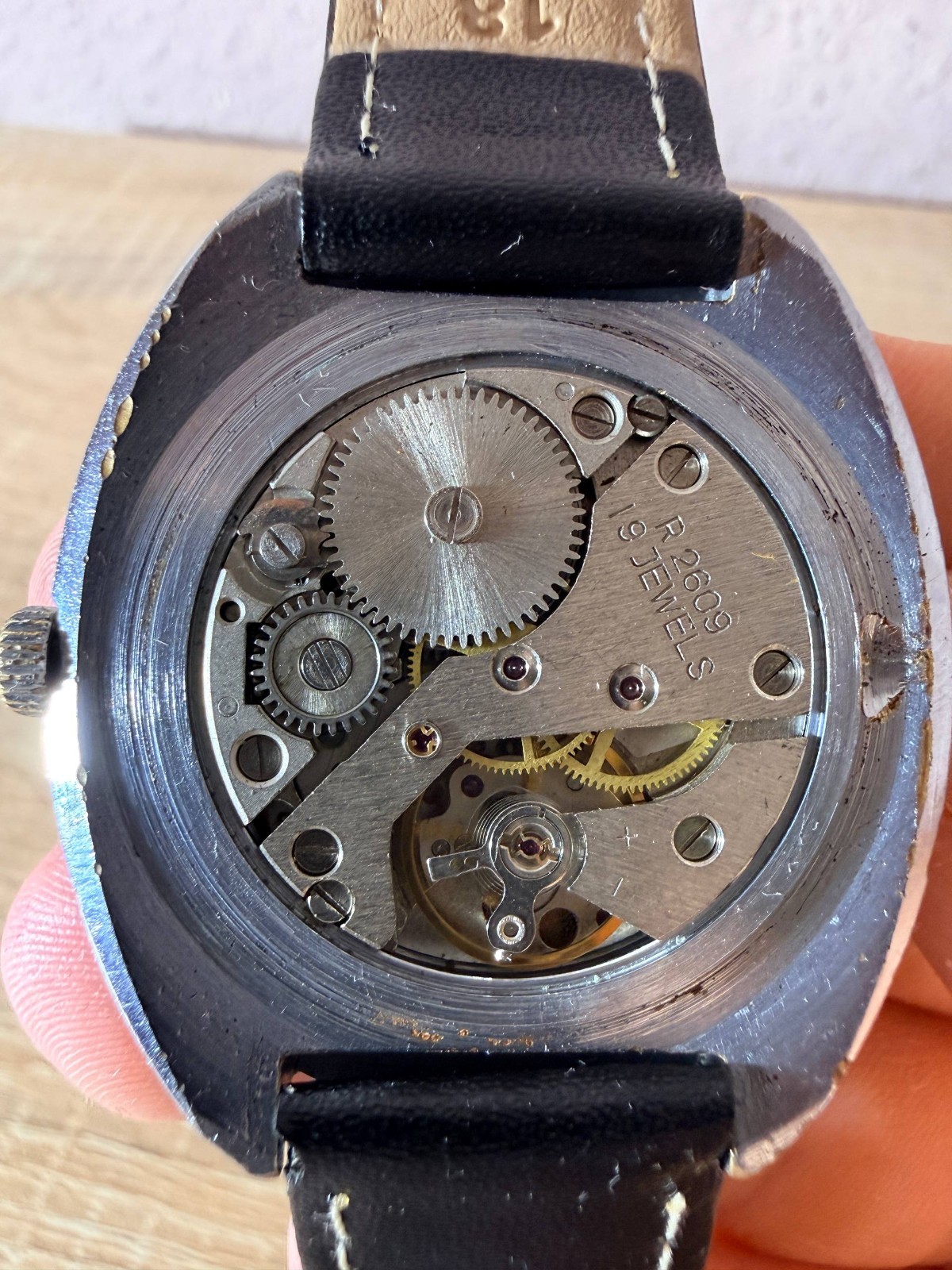 RARE/SERVICDE Vintage USSR Saturn Imperial Eagle Raketa 2609 19 Mechanical Watch