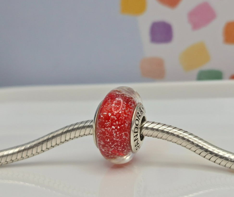 Authentic Pandora Disney Snow White’s Signature Red silver Color Murano Charm