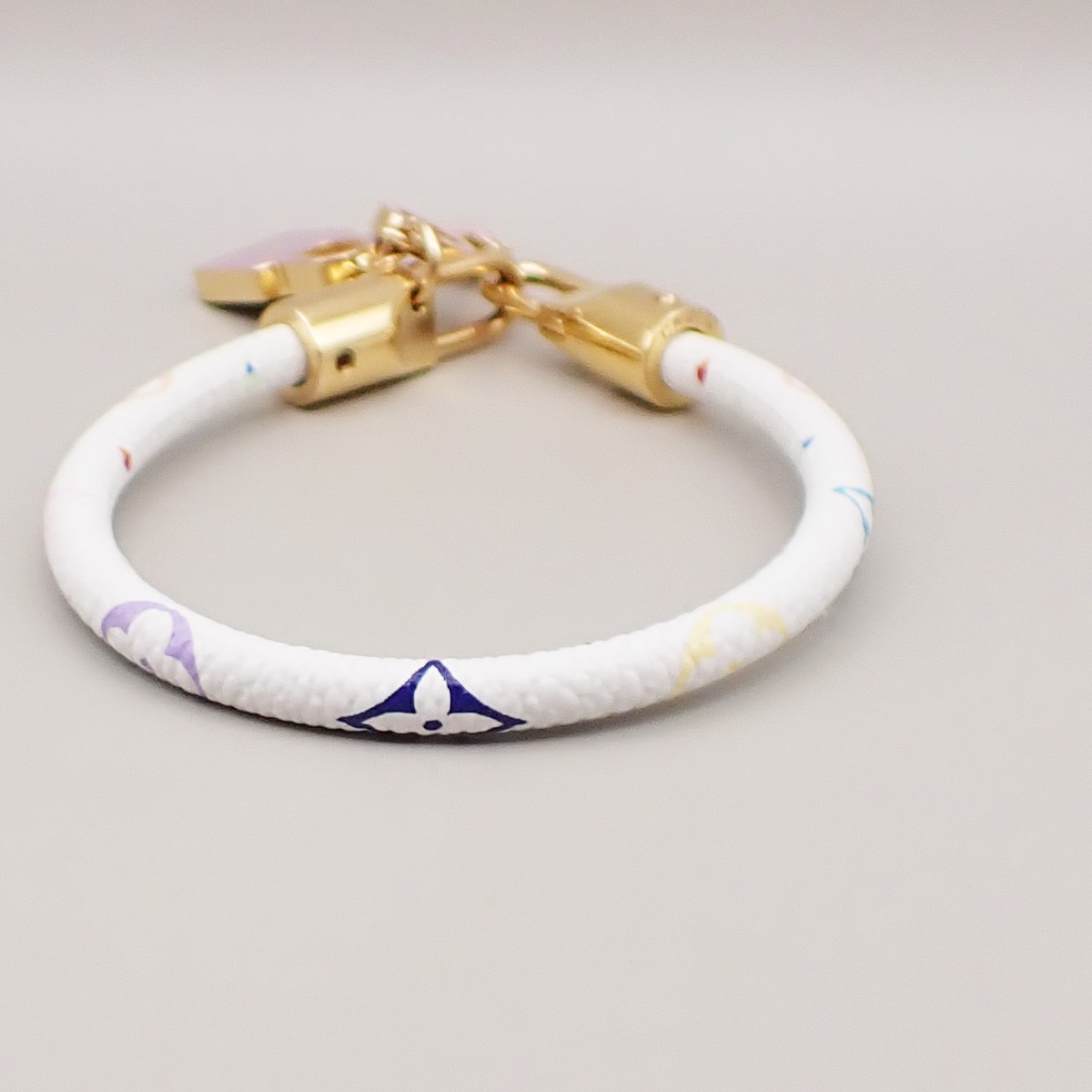 LOUIS VUITTON Luck It Bracelet Bracelet Monogram Multicolore WE M6604F 34KD205