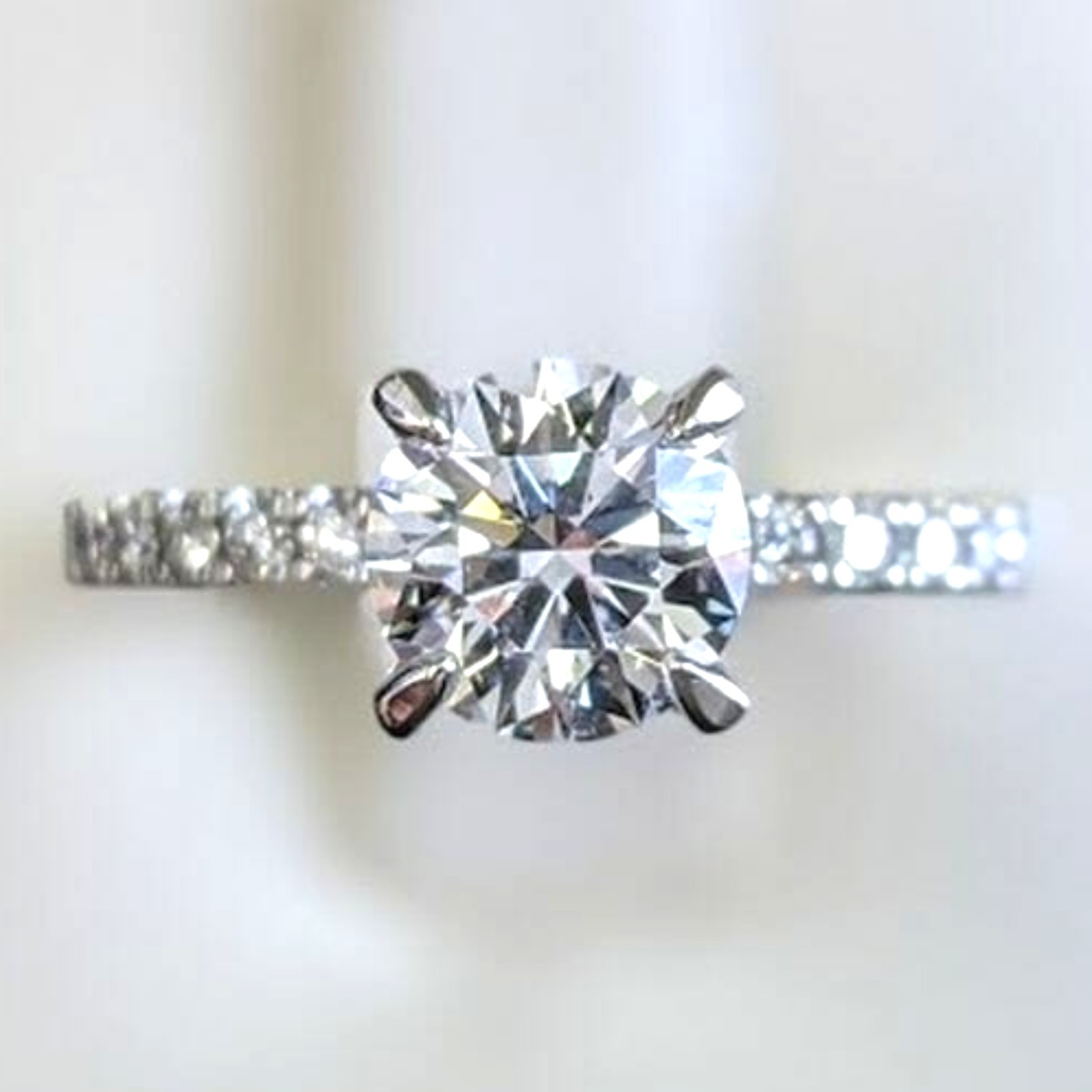 3.00 Ct Round Cut IGI Certified Lab Grown Diamond Engagement Ring 14k White Gold