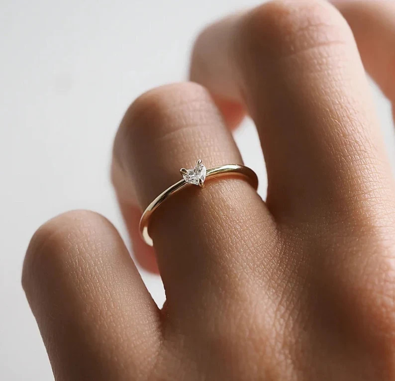 Heart Cut DEF I1-I3 Natural Diamond Birthday Ring 0.20Ct UGL 14K Yellow Gold