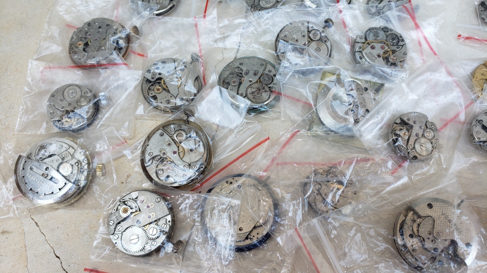 Antique Vintage Automatic Manual Wind Mixed Watch Movements- Lot Of 44 Movement