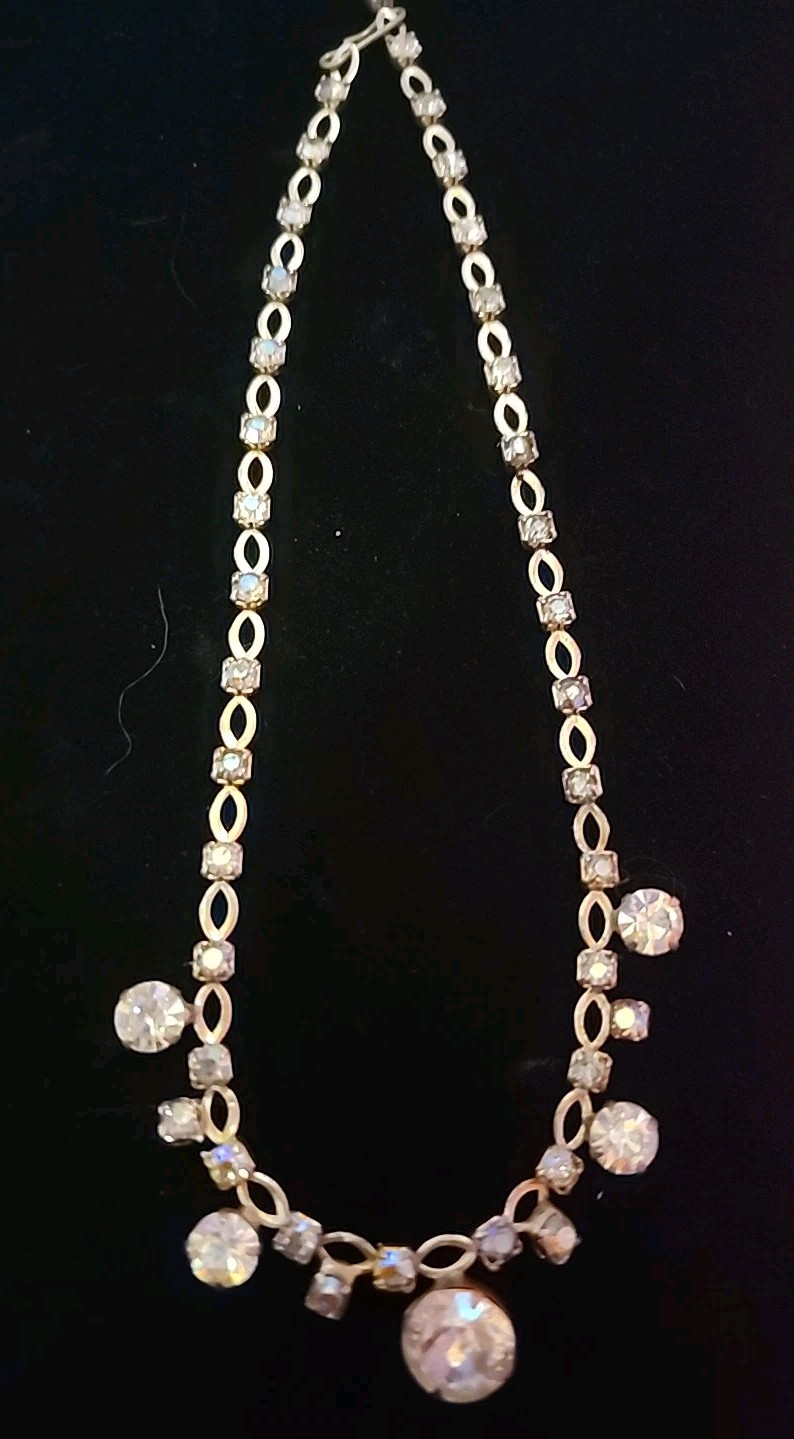 Vintage Necklace Iridescent Choker Small 14 inch