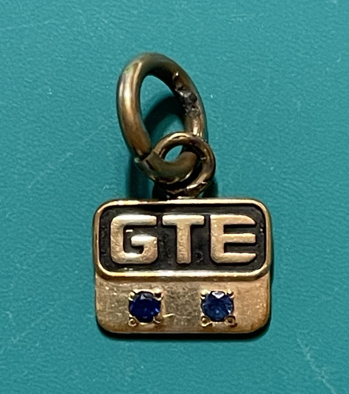 Vintage GTE Charm Gold Filled w/Blue Stones 1/10 10K DBLGF