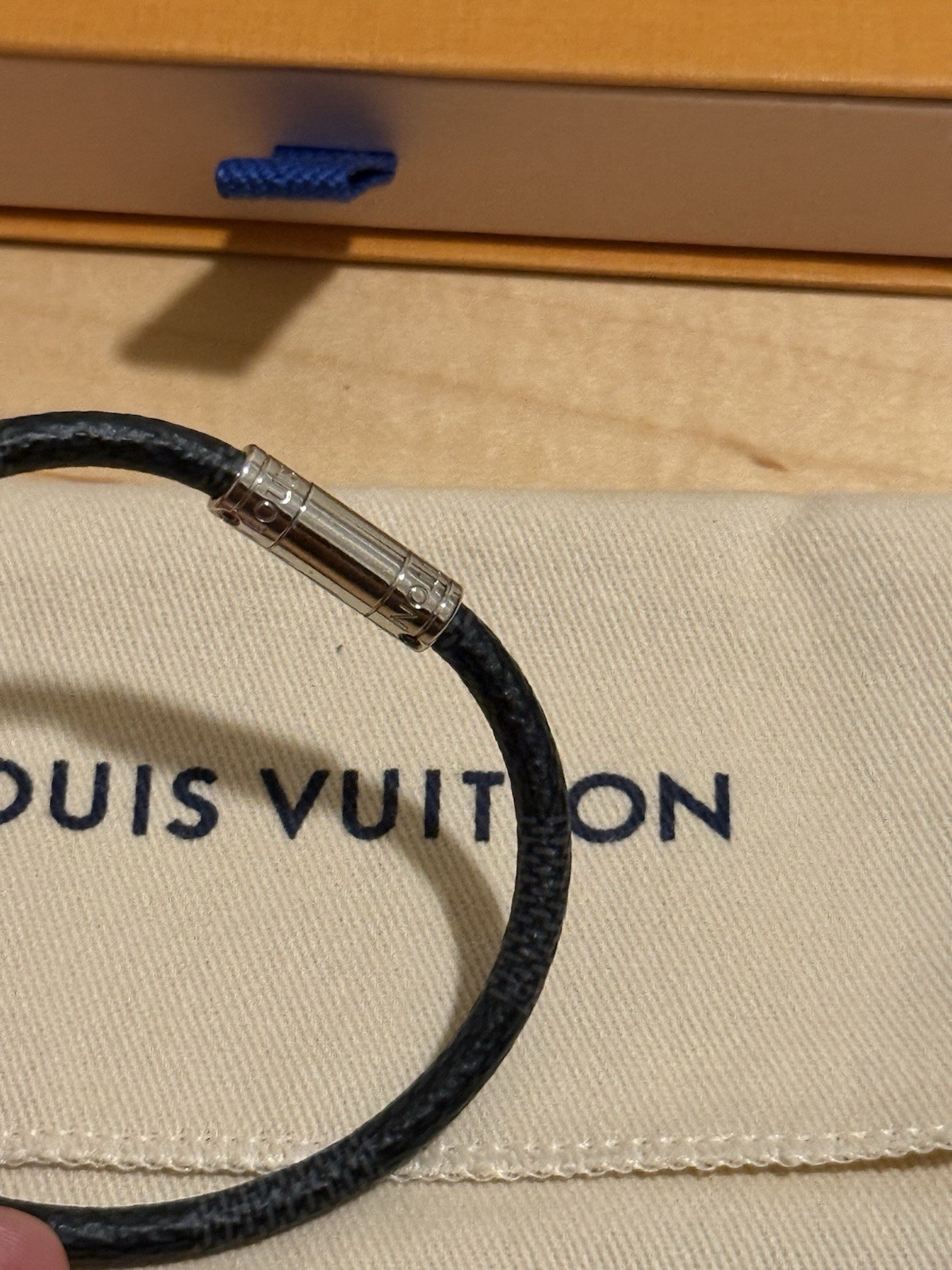 Louis Vuitton Keep It Bracelet Damier Graphite 21 cm Very Good Condition