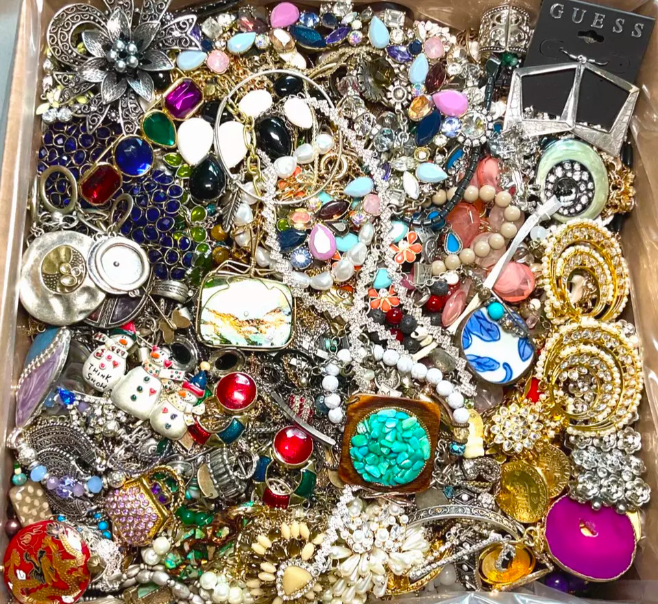 3 Lbs + Unsorted Huge Lot Vtg Jewelry Vintage New Junk & Wear Resell Tangled In