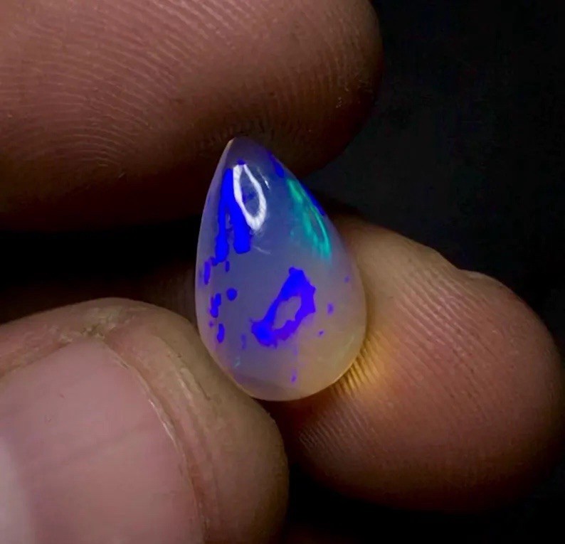 15×9.5×5 mm Natural Welo Ethiopian Opal Cabochon Loose GemstoneNS-187