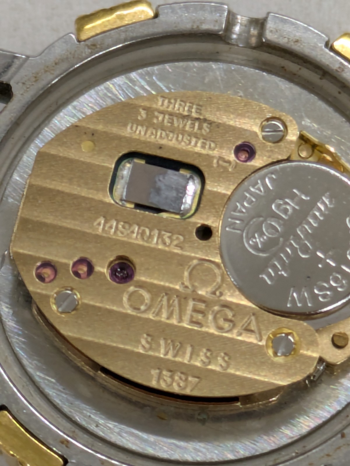 Vintage 1980 *NEAR MINT* OMEGA De Ville Cal.1387 Qz Push Shell Dial 22mm Women’s