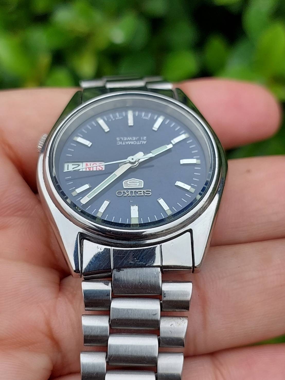 Vintage Seiko 5 Automatic Dark Blue Dial with Exhibition Caseback Mens Watch