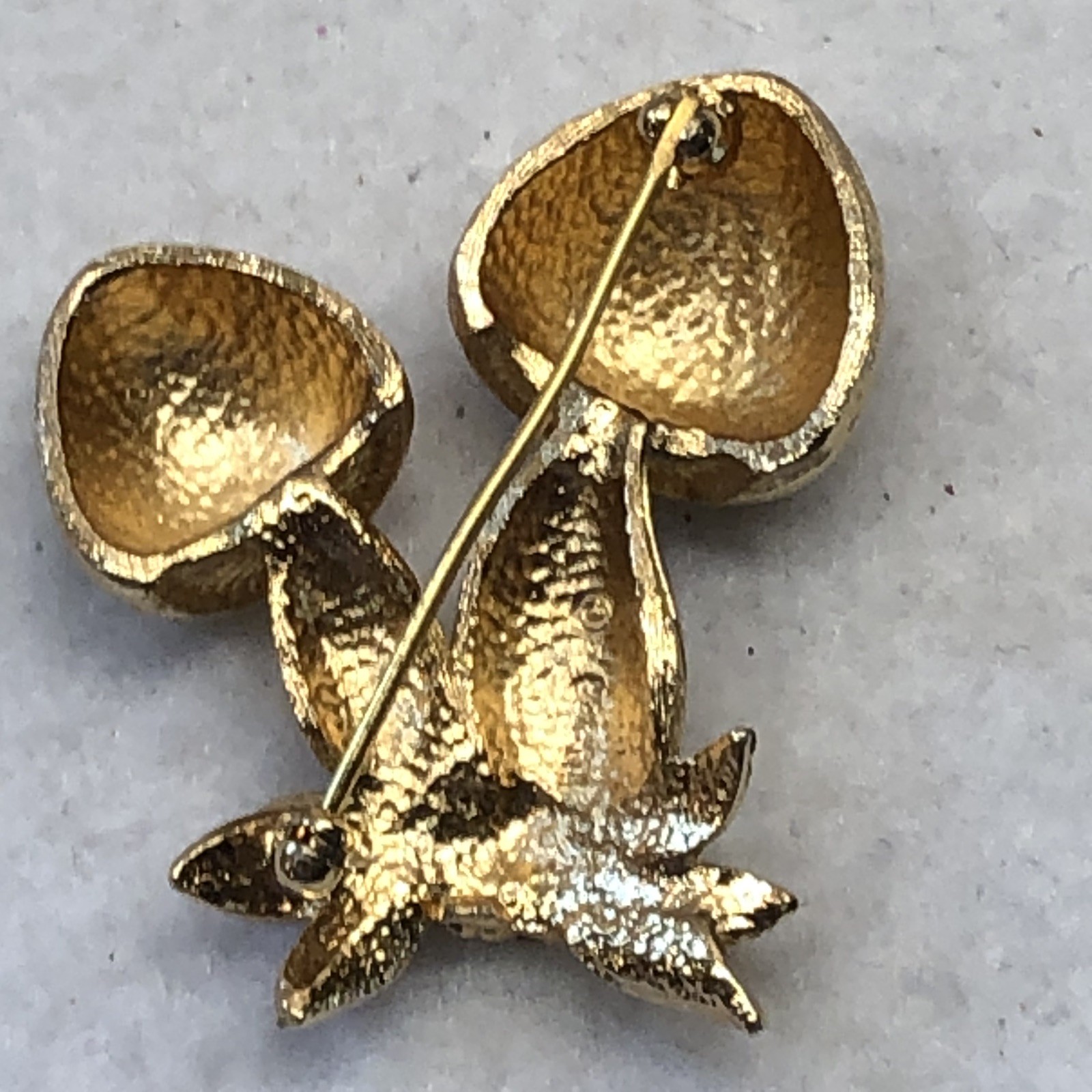 VTG Double Mushroom Signed Napier Satin Brushed Gold Tone Pin Brooch 1970s BOHO
