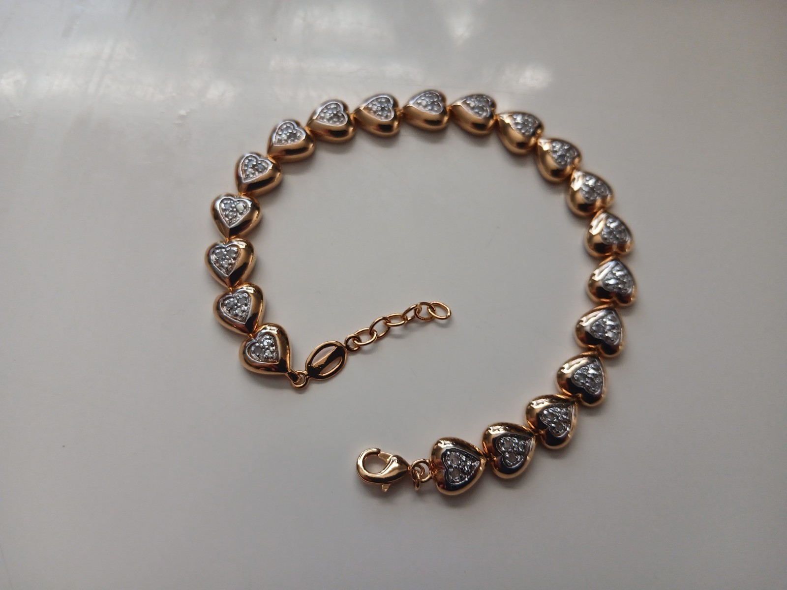 Womens 18k Yellow Gold Plated Diamond Hearts 7.5 inch Designer Bracelet