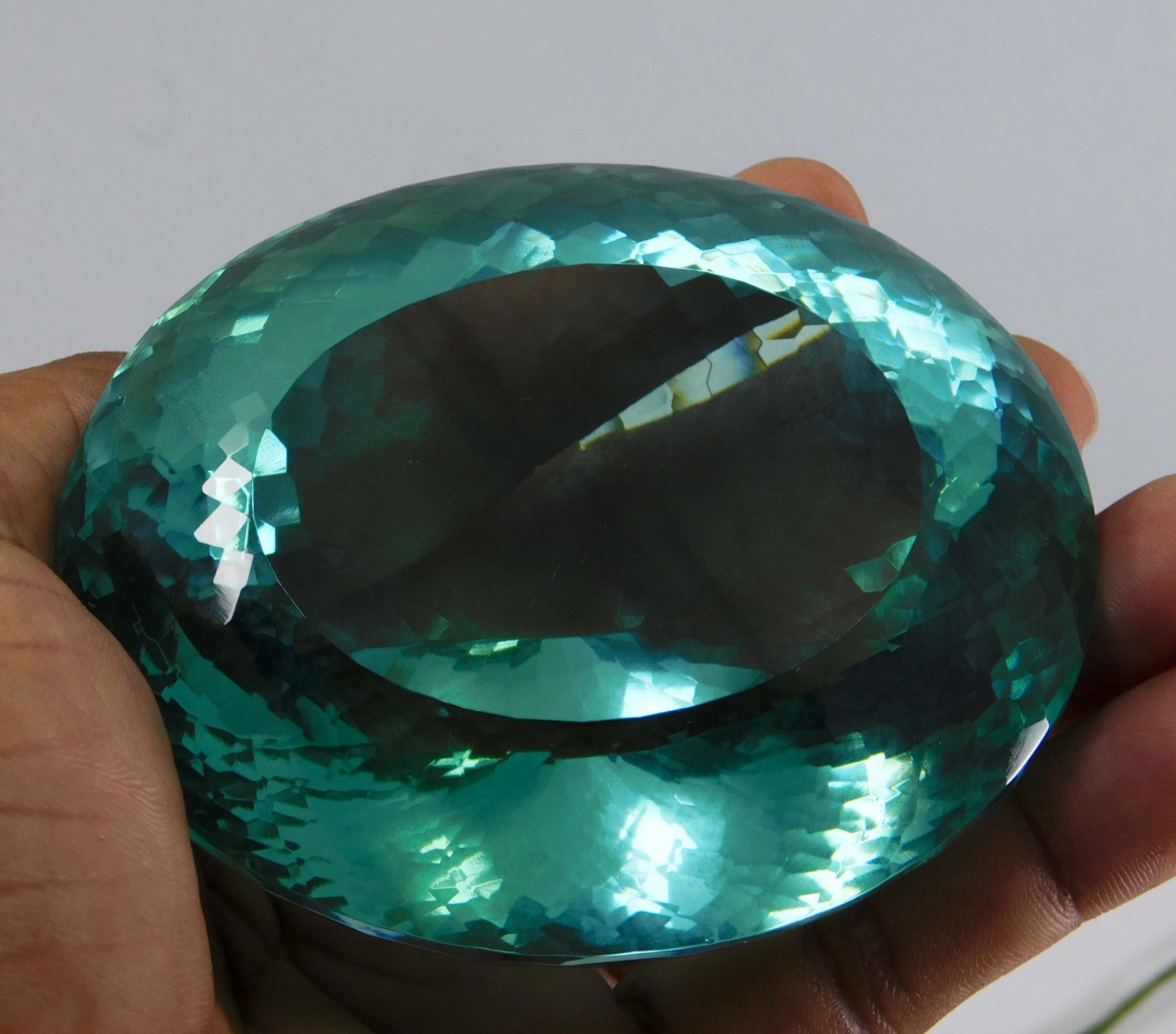 Certified 1544.60 Ct Natural Brazilian Blue Aquamarine Oval Cut AAA+ Gemstone
