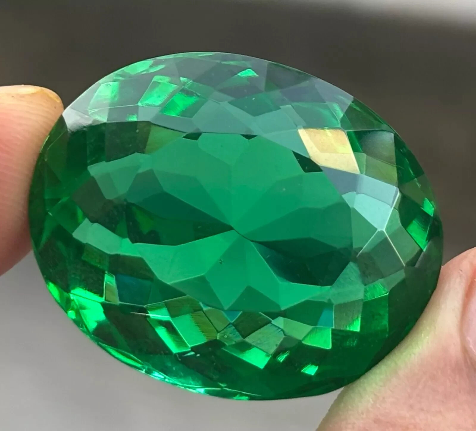 Colombian Huge Oval Cut Green Emerald 125+ Ct Natural Certified Loose Gemstone