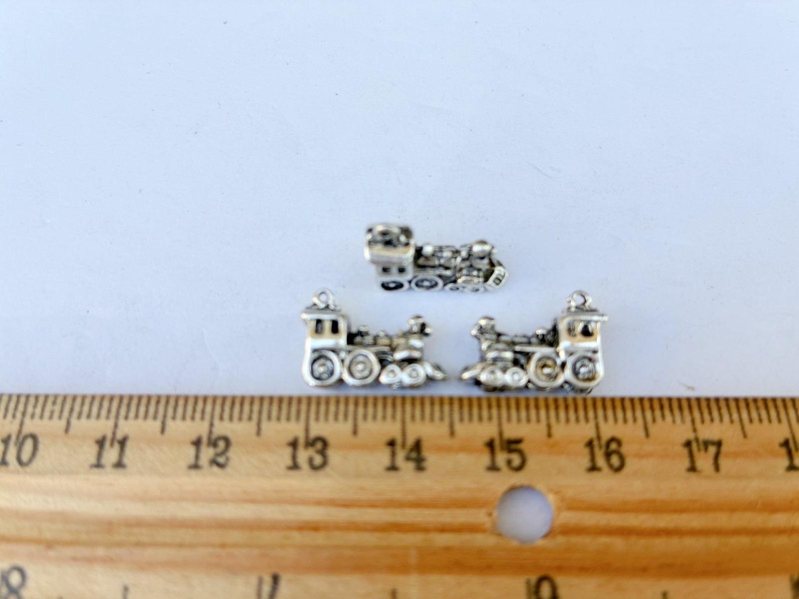 10pc Antiqued Silver Alloy 3D Train Charms Pendants 15x12mm