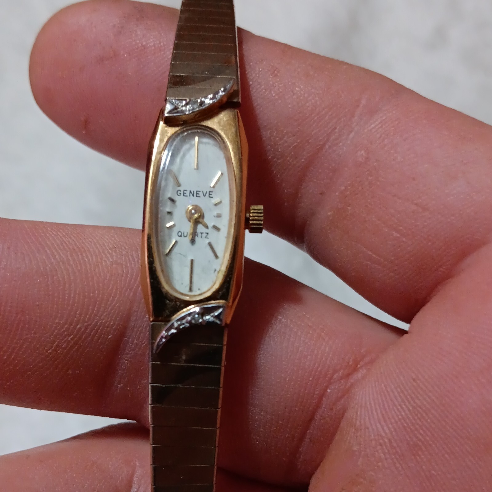 Geneve Women’s Quartz Oval Dress Watch Diamond Accent Gold Bracelet White Dial
