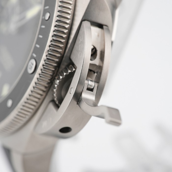 OFFICINE PANERAI Submersible 1950 Amagnetic 3-Day Automatic Titanium 47mm PA…