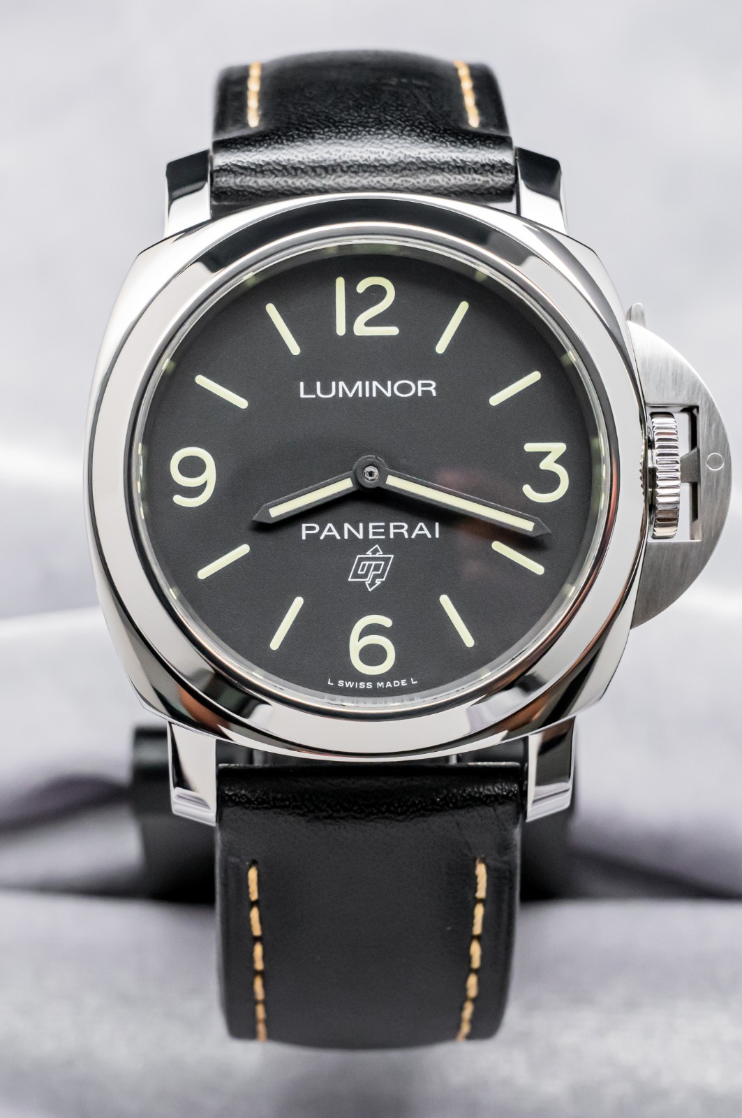 Panerai 773 Luminor Base Logo 44 mm SERVICED Black Dial PAM00773 PAM773