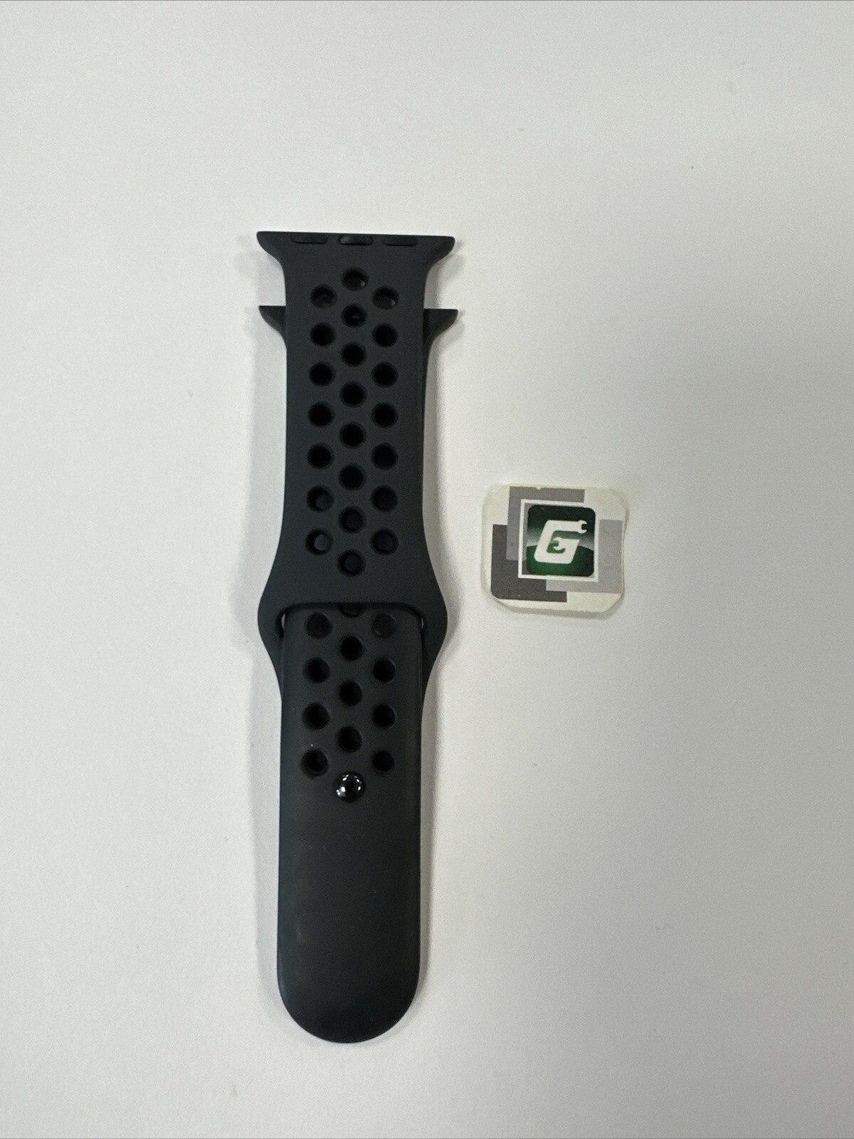 Apple Watch Nike Sport Band 44mm (42/45/46/49) Genuine OEM Black M/L Used