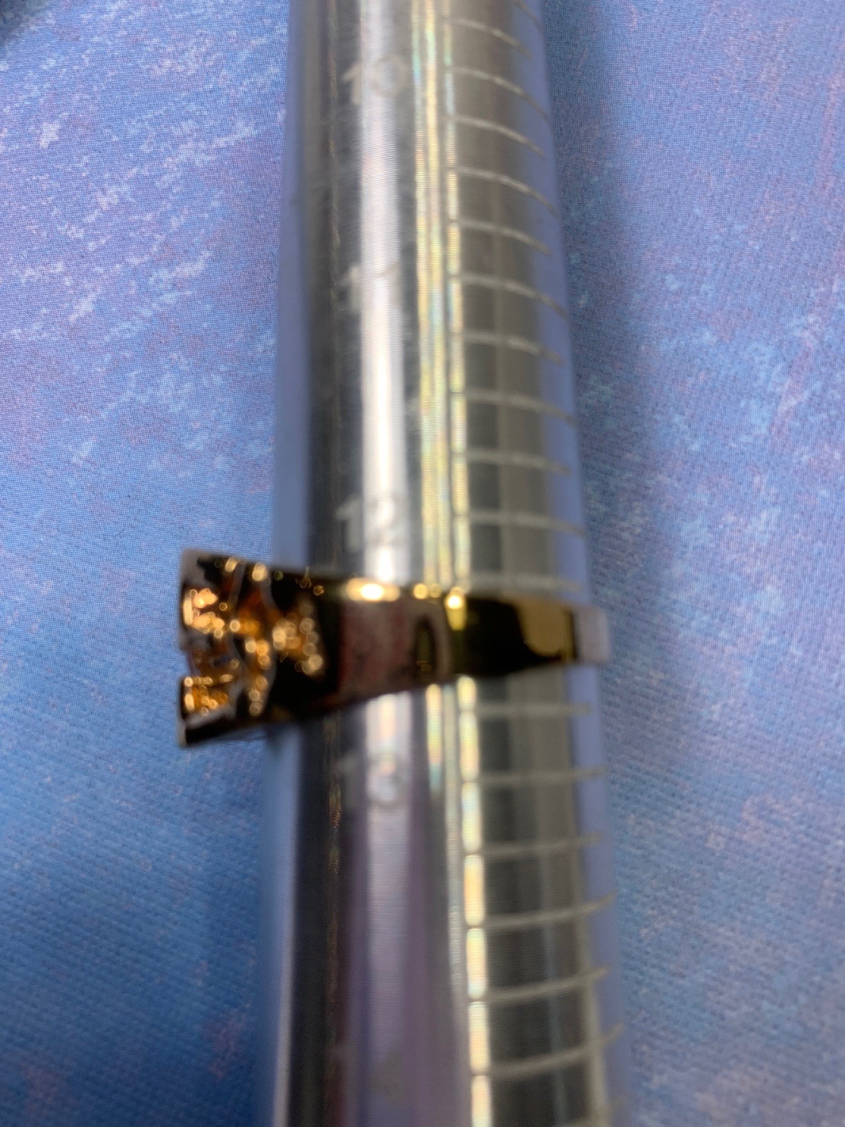 Signed SETA male or female ring with clear crystal, goldtone (NOS without tags)