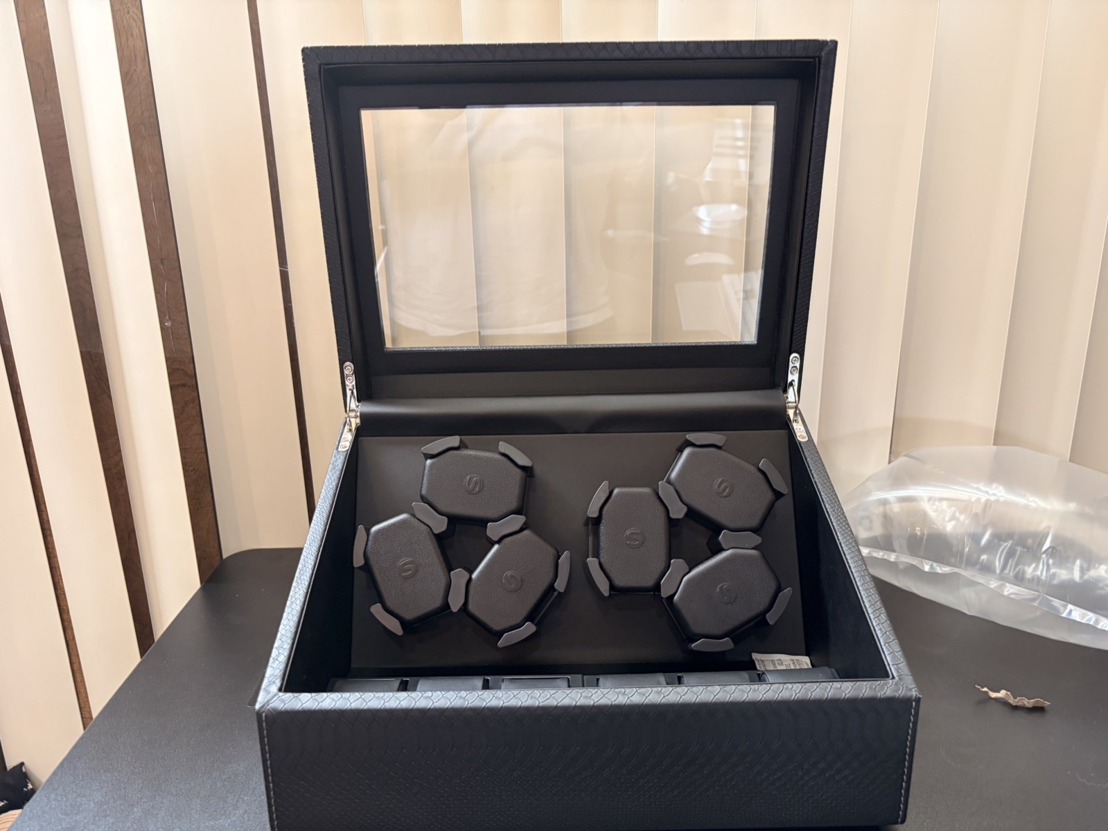 Automatic 9 Watches Display Watch Winder Storage Case + Blue LED Light