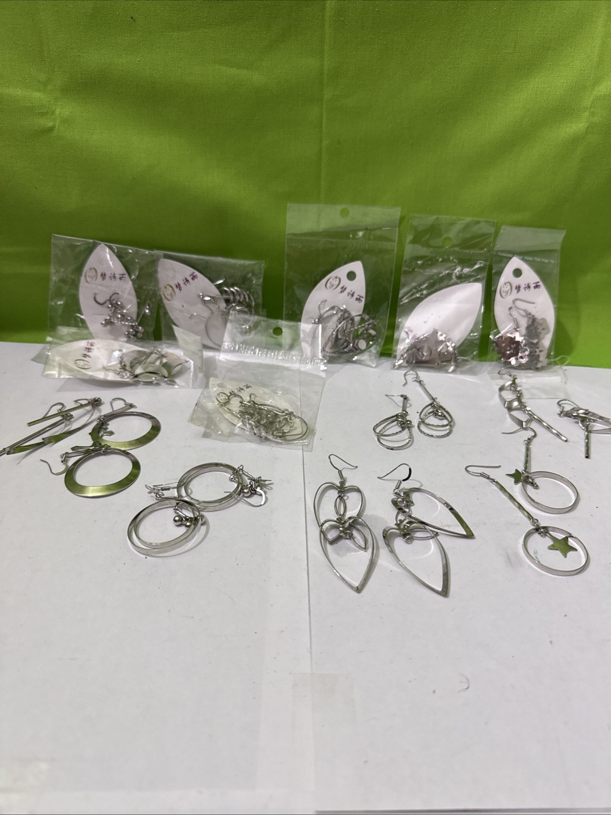 14 Earing Unsorted Huge Lot Jewelry New Junk & Wear Resell