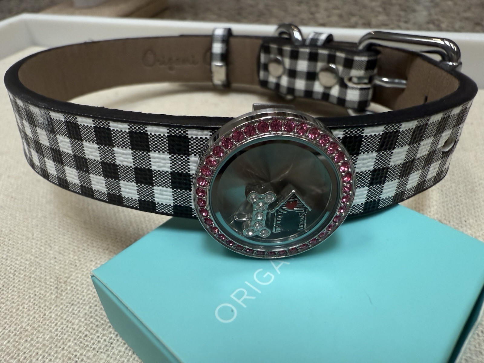 Origami Owl Dog Collar with Locket and Charms SEE NOTE in Description