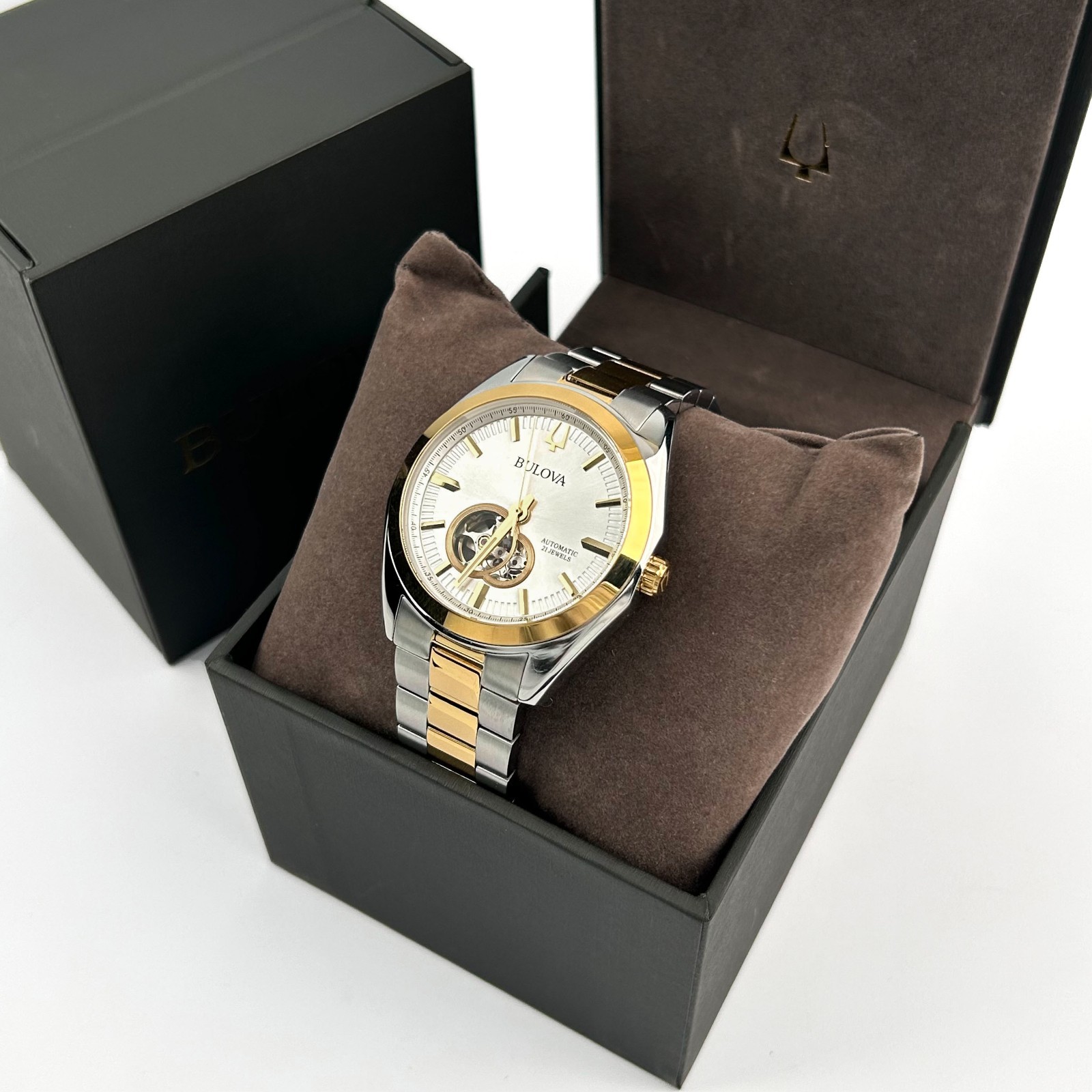 Bulova Men’s Surveyor 98A284 Classic Automatic Open Aperture Two-Tone Dial Watch
