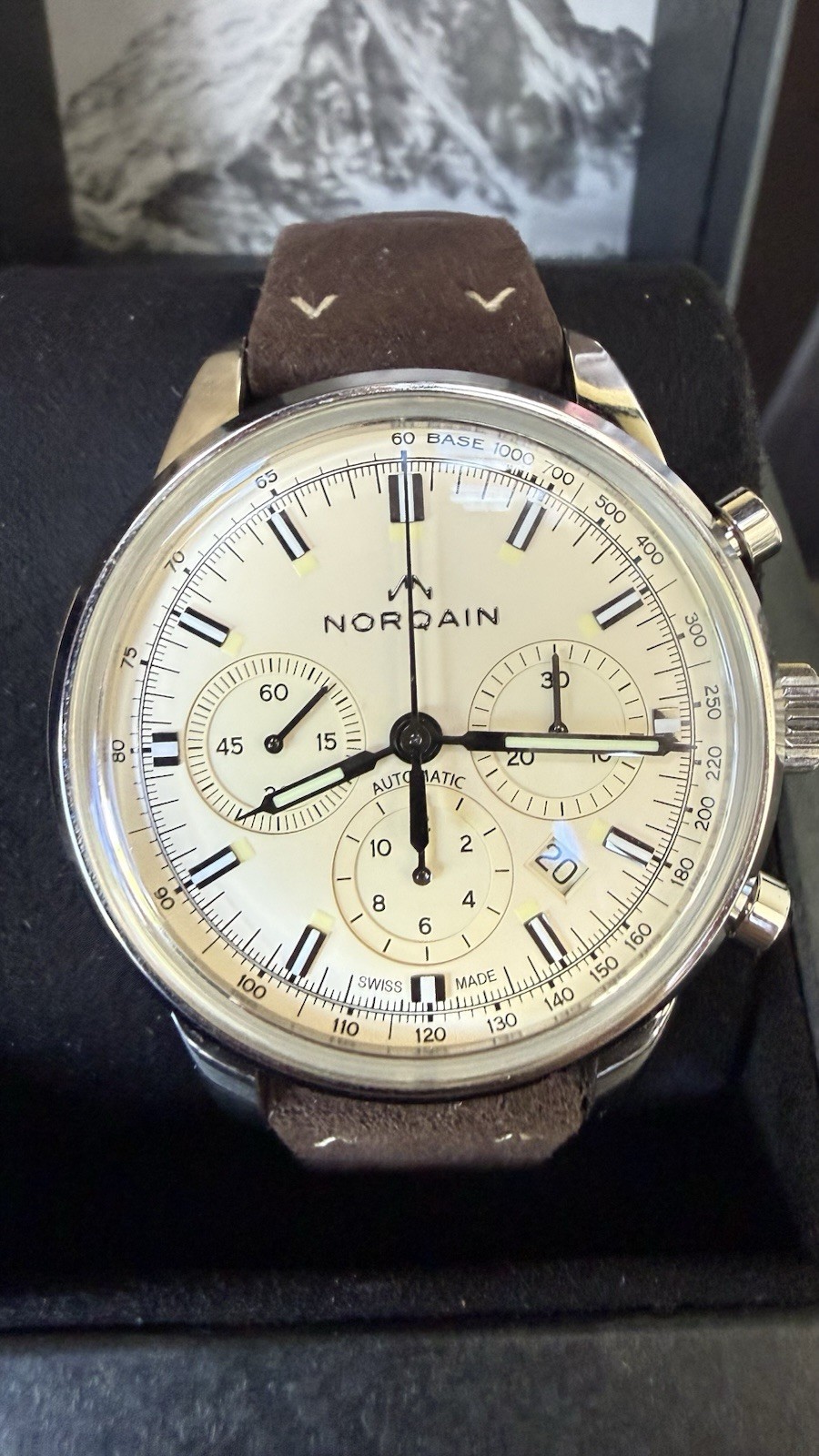 NORQAIN Freedom 60 Automatic Chronograph Date 43mm Silver Leather Strap 100m