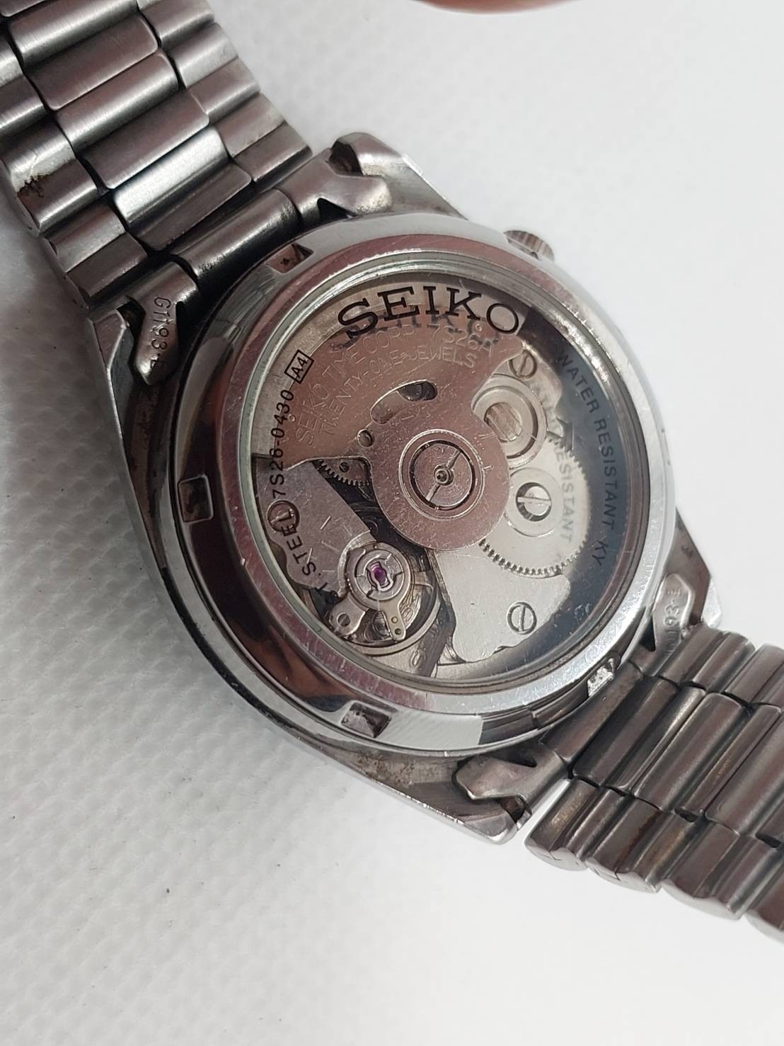 Vintage Seiko 5 Automatic Dark Blue Dial with Exhibition Caseback Mens Watch