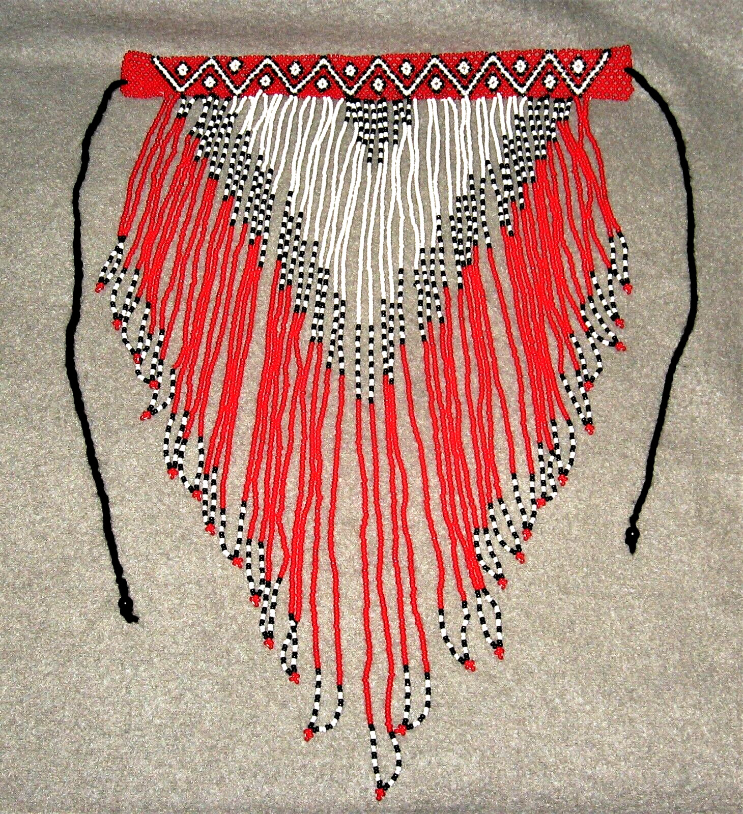 VINTAGE ZULU SOUTH AFRICA RED BLACK WHITE BEADED CEREMONIAL WEDDING NECKLACE