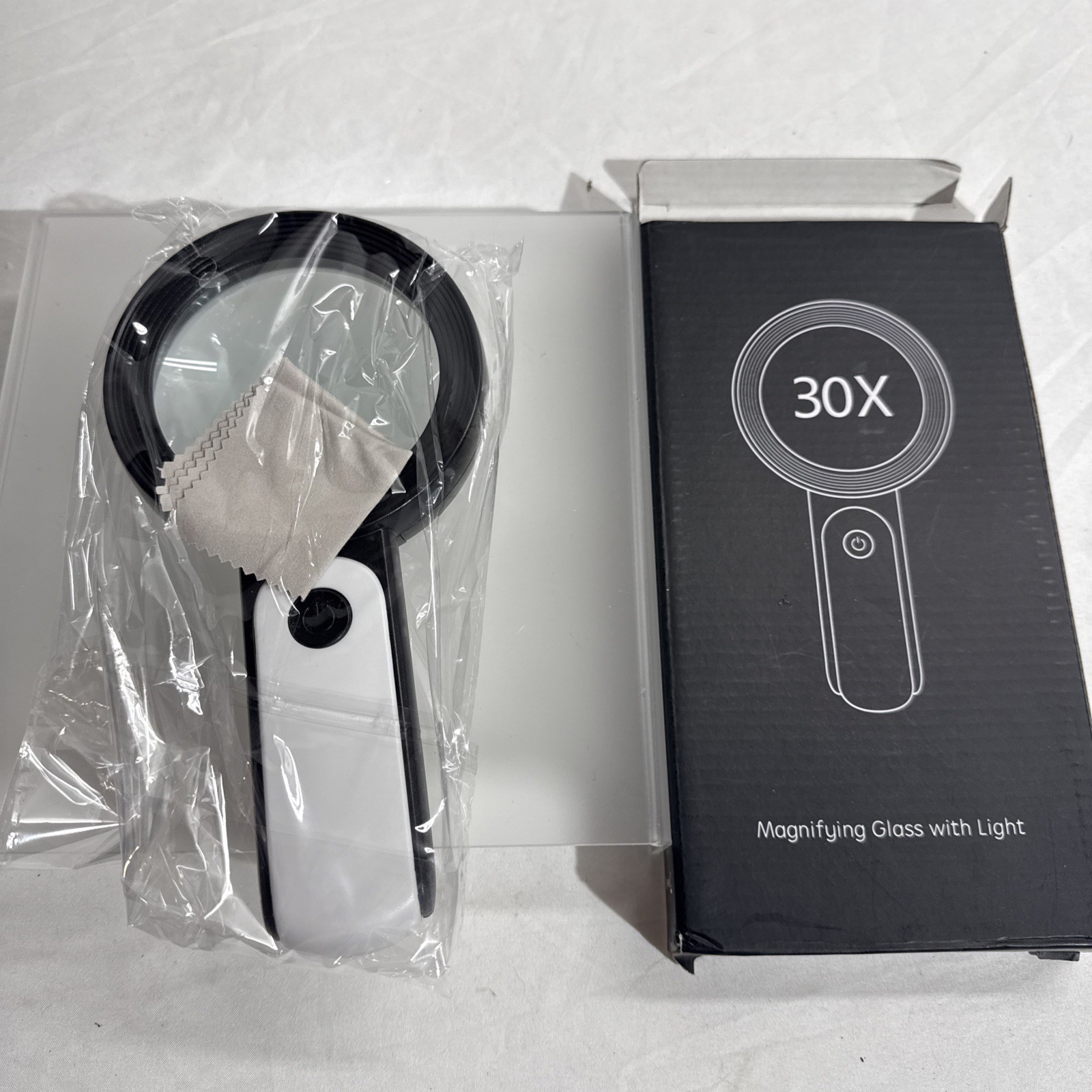 New Magnifying Glass W/18 LED Lights 30X Double Glass Handheld Reading Magnifier