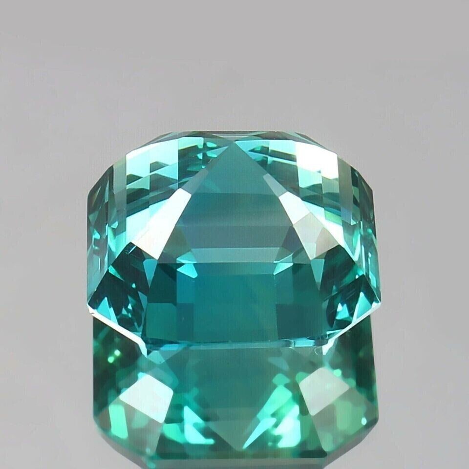 Natural Green Sapphire Flawless Asscher Cut 11.60 Ct Certified Loose Gemstone