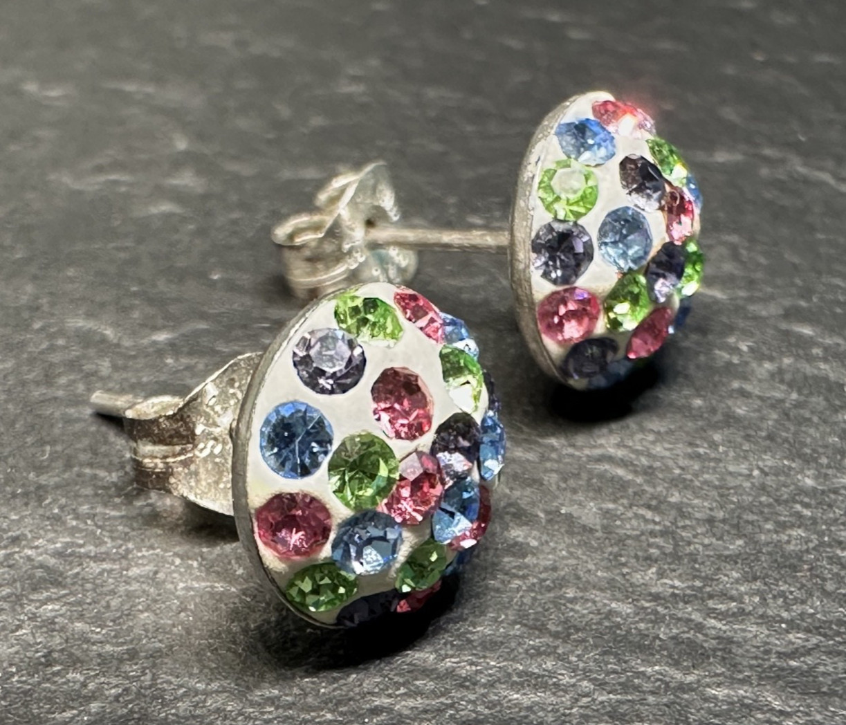 PAIR OF STERLING SILVER BLUE, PINK, GREEN, PURPLE SPARKLING STUD EARRINGS H377