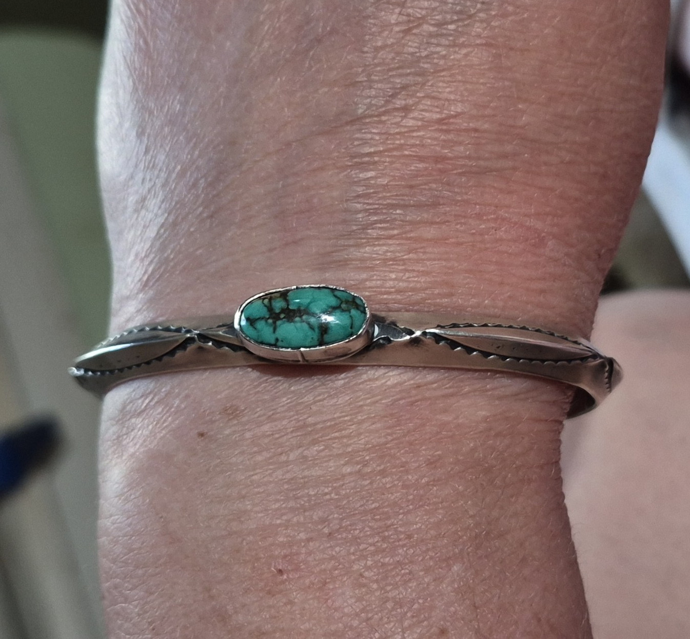 Silver Cuff Bracelet Oval Blue Turquoise Bezel Setting Unisex Adults