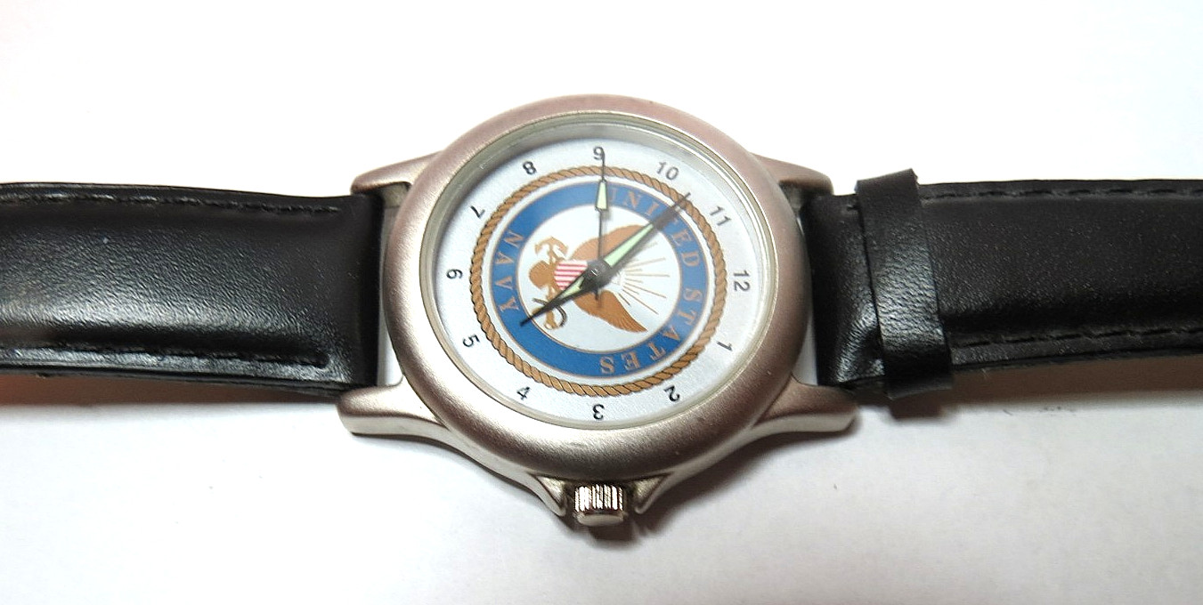 UNISEX QUARTZ PROFFITT MICHELL EAGLE UNITED STATE NAVY WRISTWATCH RUNS
