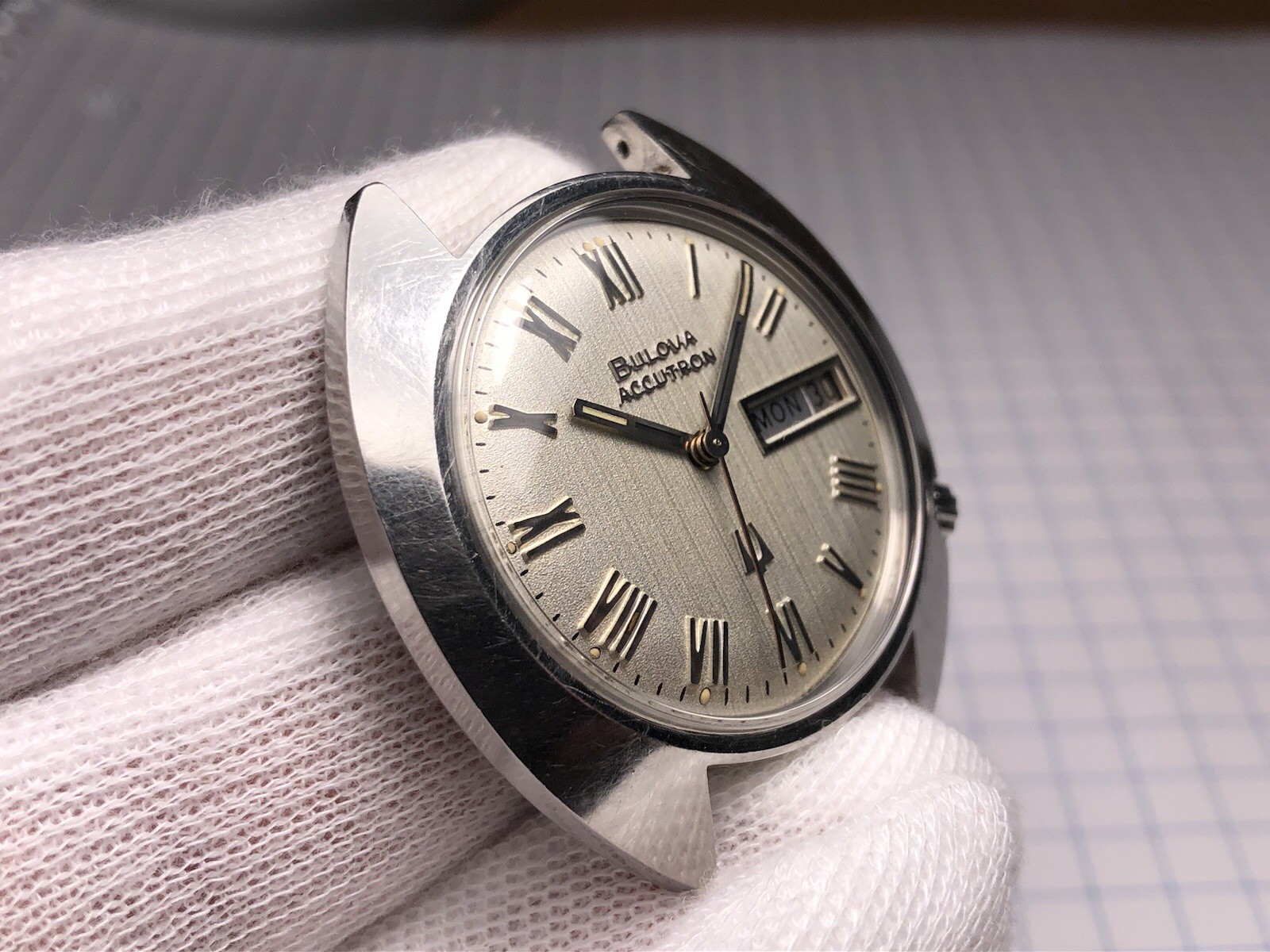 Vintage 1973 Bulova Accutron Day Date Tuning Fork 2182 Men’s Watch