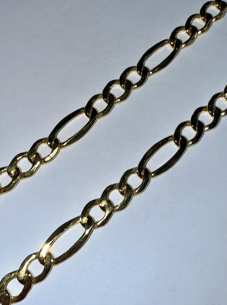 ESTATE Solid 10K Gold 6.7mm Figaro Chain Necklace 22”