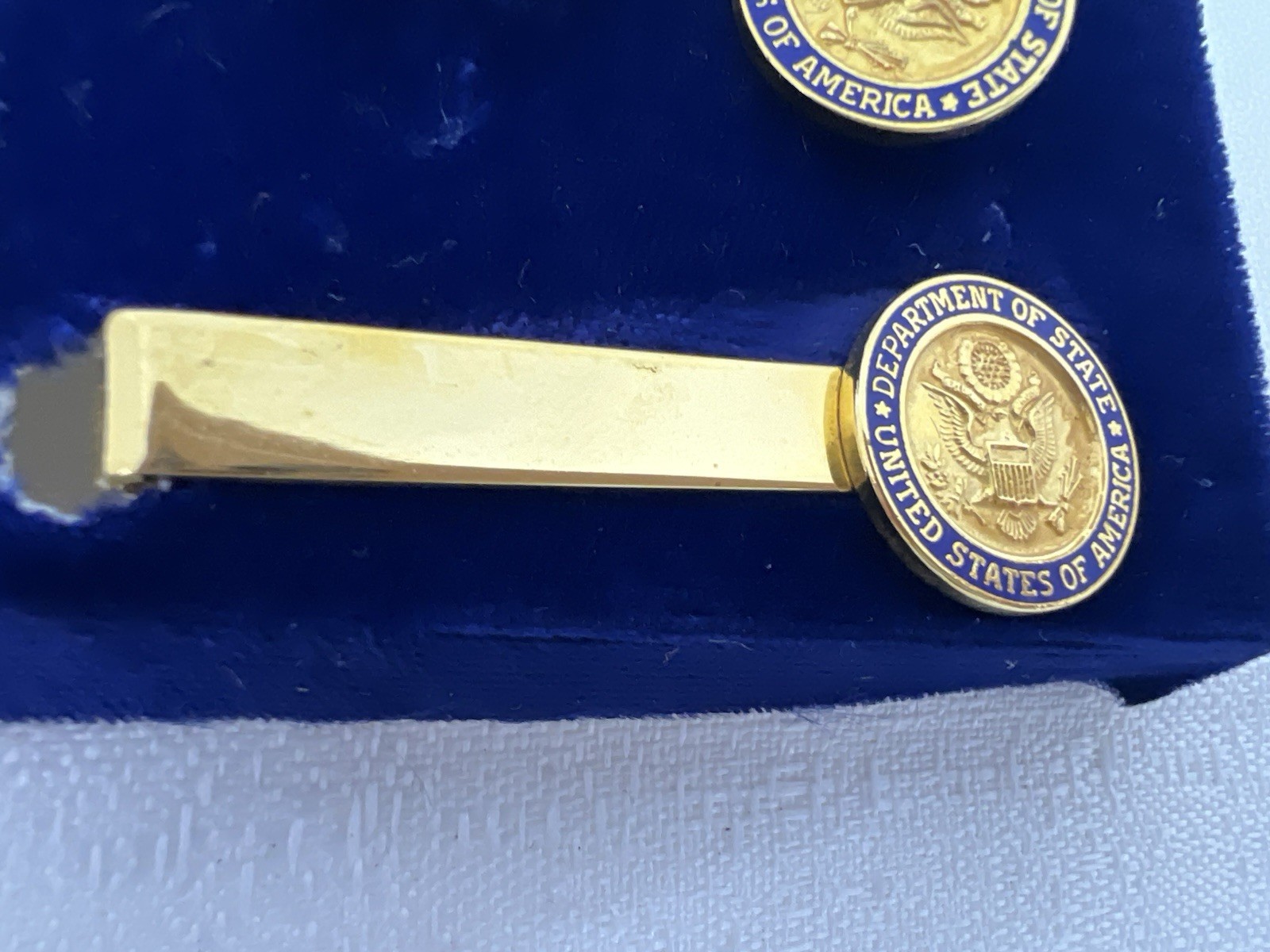 Vintage U.S. State Department Cuff Links and Tie Bar – Gold Tone 1970s
