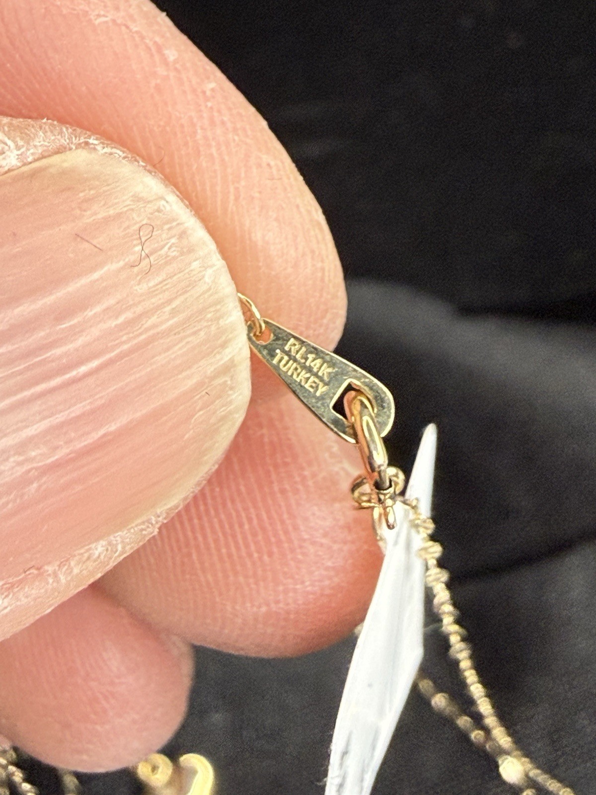 14K Yellow Gold 18 in Y Chain With Gold Heart On Ends Dainty and Gorgeous