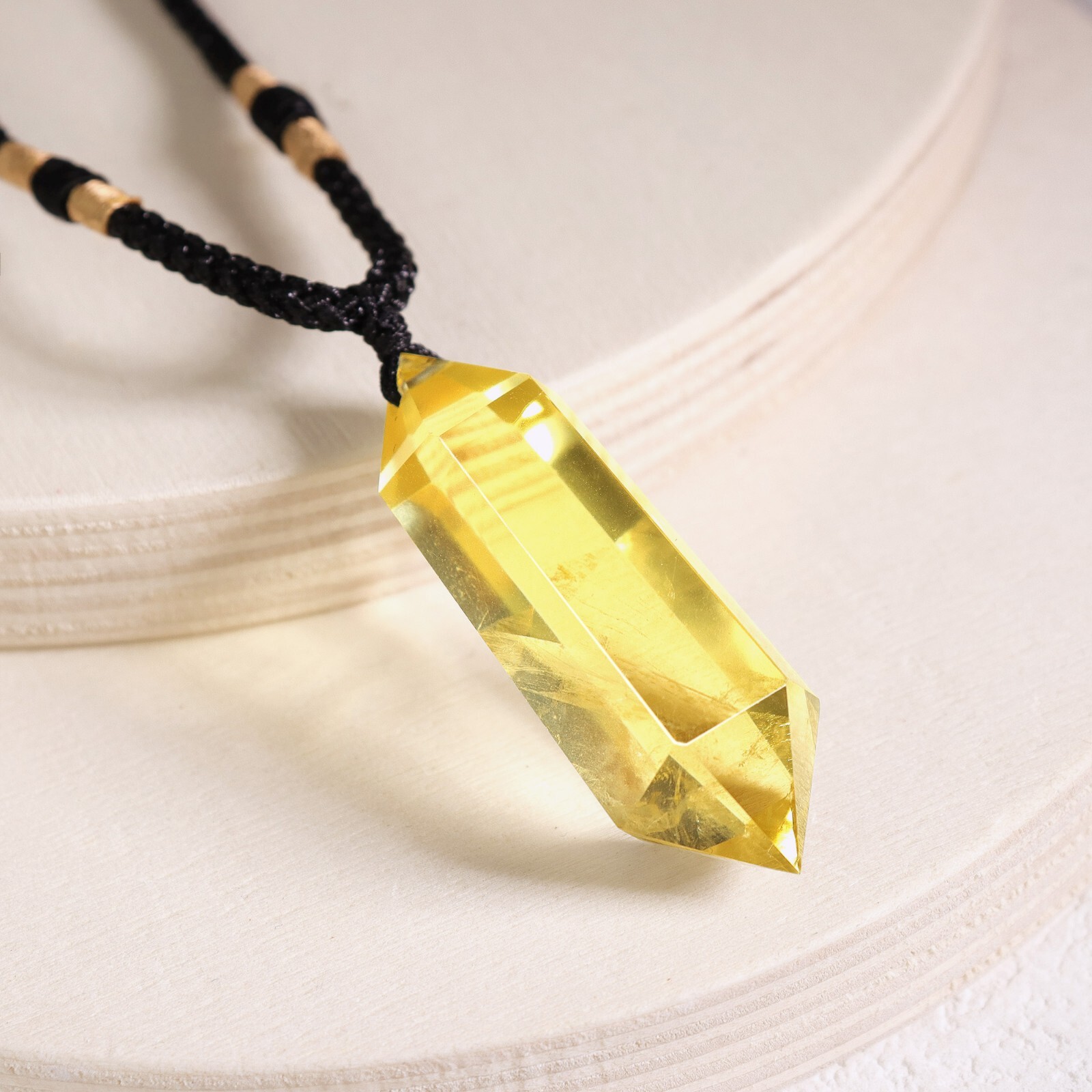 Natural Yellow Crystal Gemstone Citrine Pendant Healing Women Men Necklace Gift