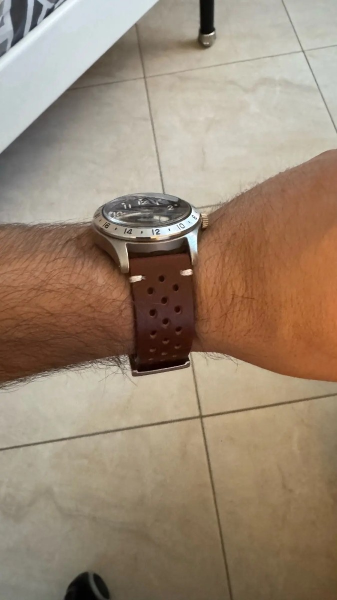 Quick Release Perforated Genuine Leather Watch Band 18 20 22 24mm Soft Strap