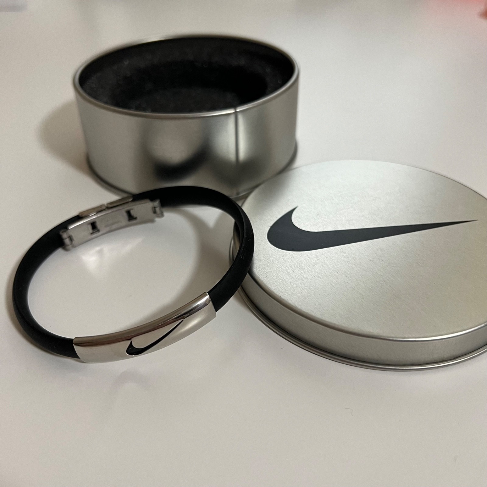 One Nike Silicone Adjustable Bracelet with Metal Tin Case