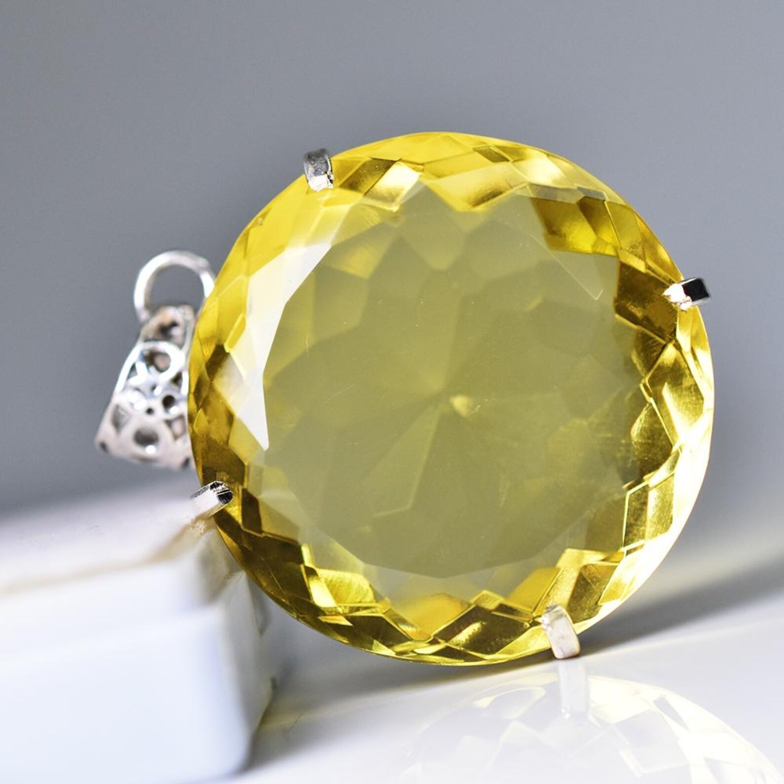 65.25 Ct Natural GIE Certified Yellow Sapphire Loose Gemstone 925 Solid Silver